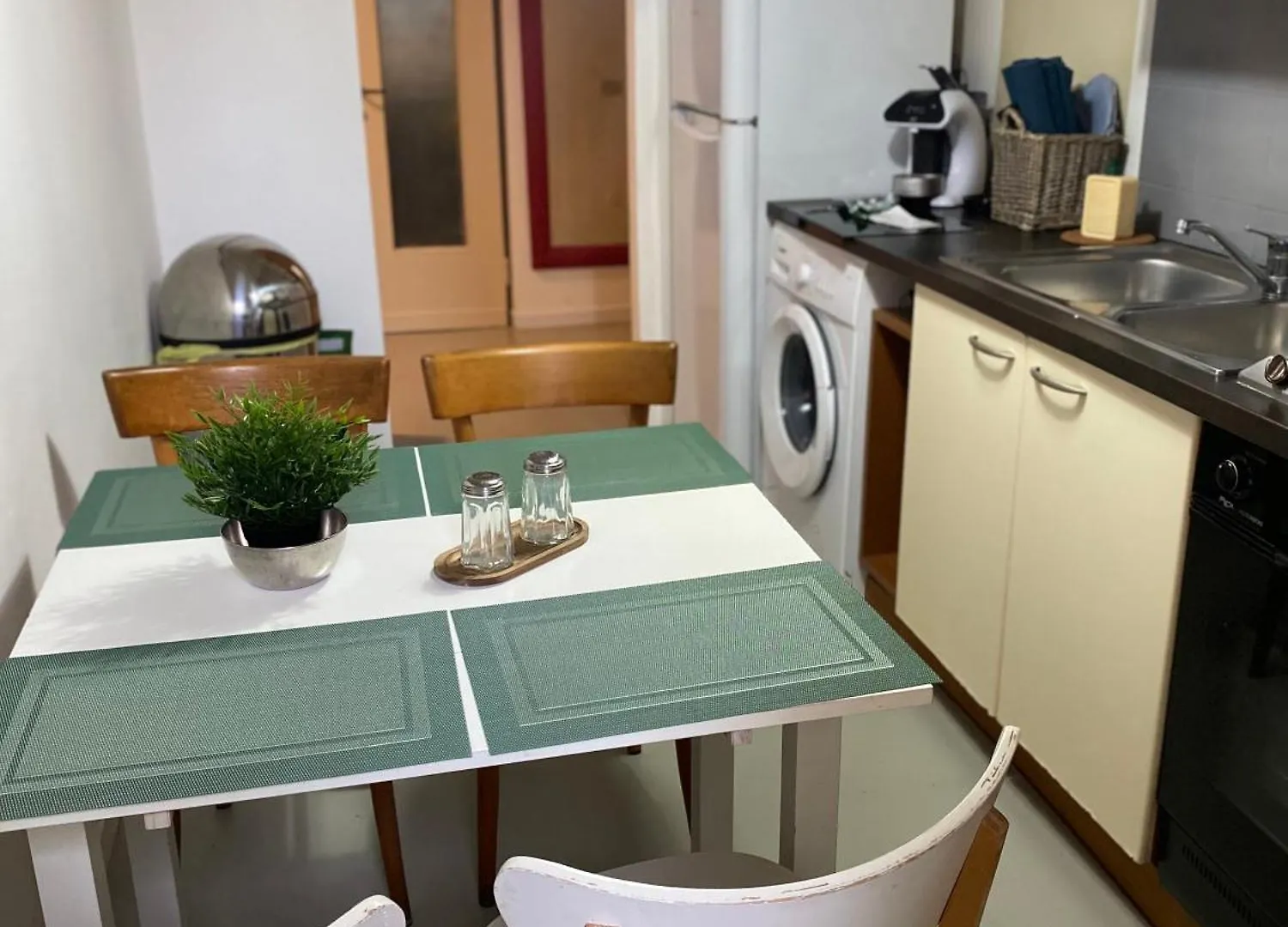 Exclusive Deluxe Apt Between Duomo & San Siro Milan 0*,